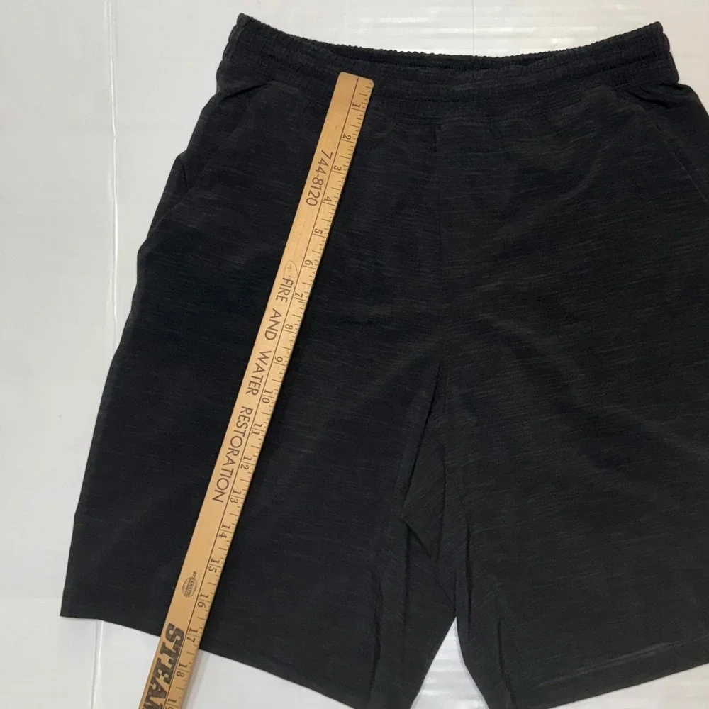 Lululemon Mens Pace Breaker Athletic Shorts Black Heathered Space Dye Gym 9 Inch